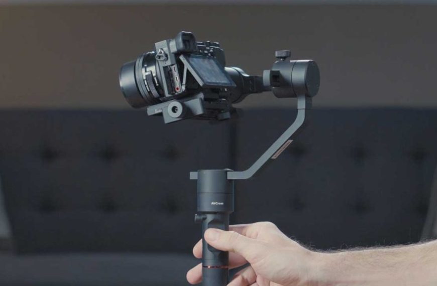 Review Moza AirCross 3 Axis Handheld Gimbal Stabilizer Pro